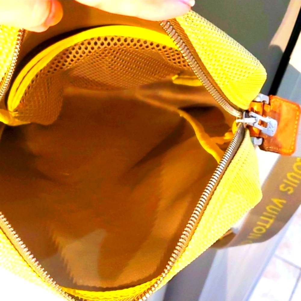 RARE UNISEX LOUIS VUITTON LV CUP DAMIER GEANT WEATHERLY CROSSBODY BAG SET💚 - Picture 12 of 17